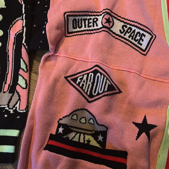 Spirit Jersey Out of this World Sweater Cardigan NWOT - Picture 7 of 8